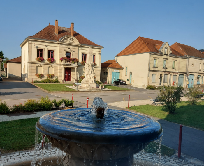 Lacroix-sur-Meuse